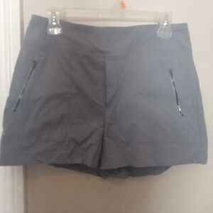 Athleta Gray Active Zip-Pocket Shorts